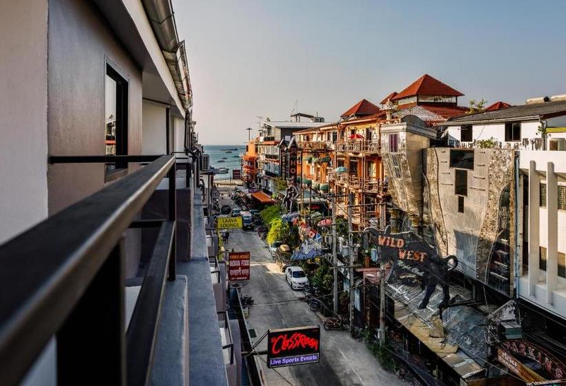 فندق The Classroom