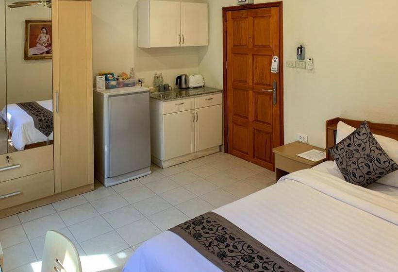 فندق The Classroom