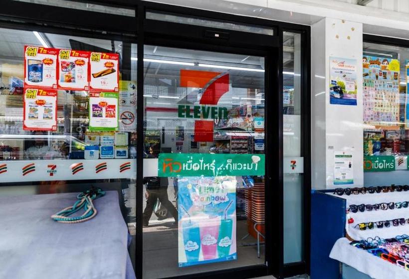 فندق The Classroom