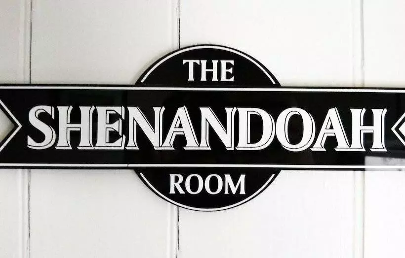 ホテル Town S Inn  Adults Only