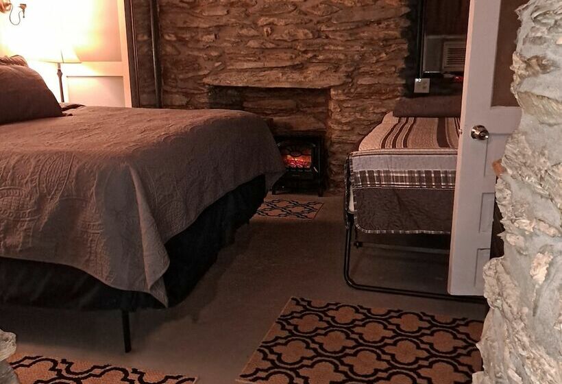 فندق Town S Inn  Adults Only