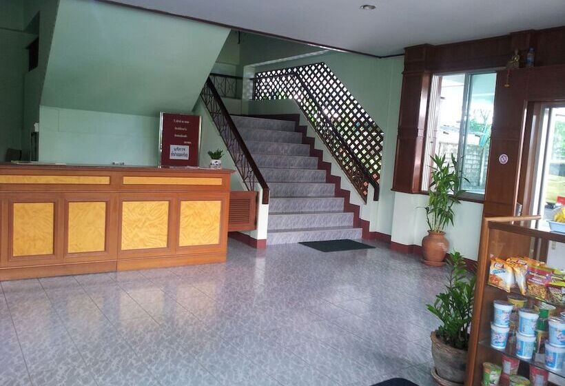 호텔 V.house Nakhon