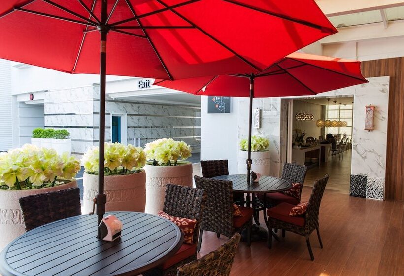 Six Star Motel Taoyuan