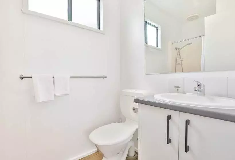 Hotelli All Seasons Houseboats