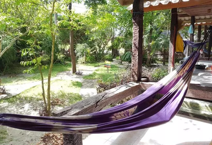 Hotelli Bamboo Bungalow Thong Nai Pan Yai