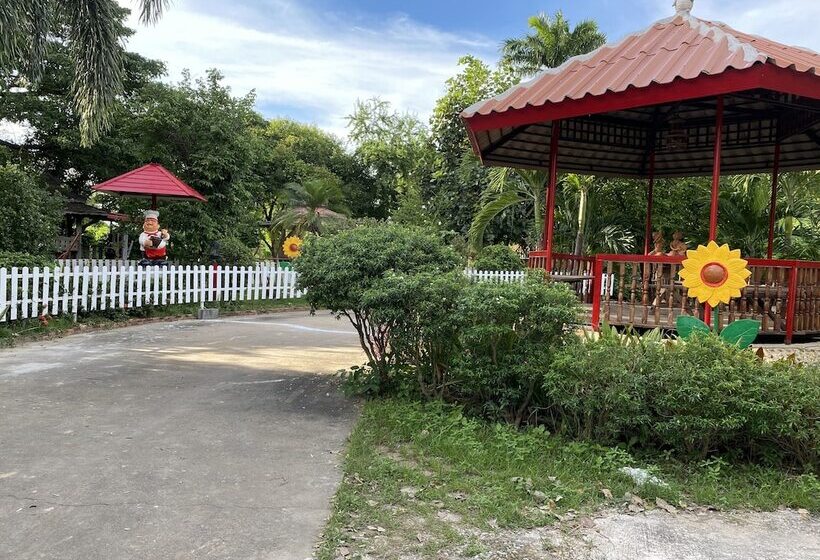 בית מלון כפרי Himawari Restaurant & Cottage