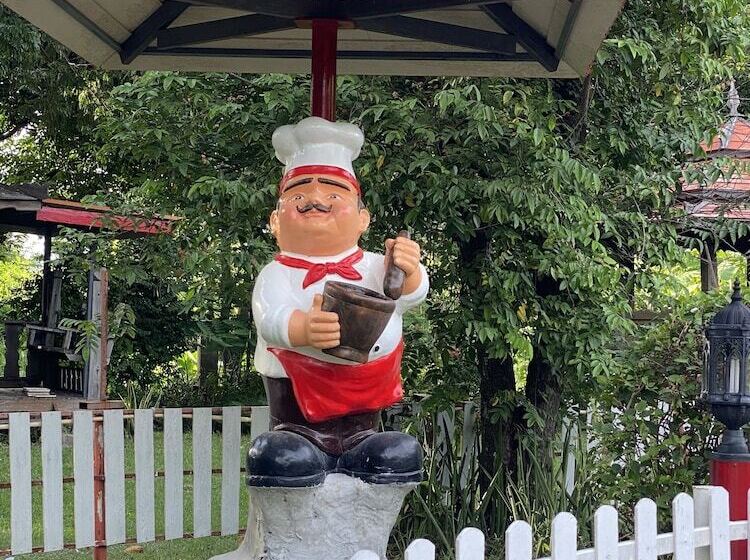 בית מלון כפרי Himawari Restaurant & Cottage