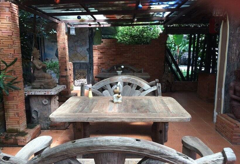 בית מלון כפרי Himawari Restaurant & Cottage