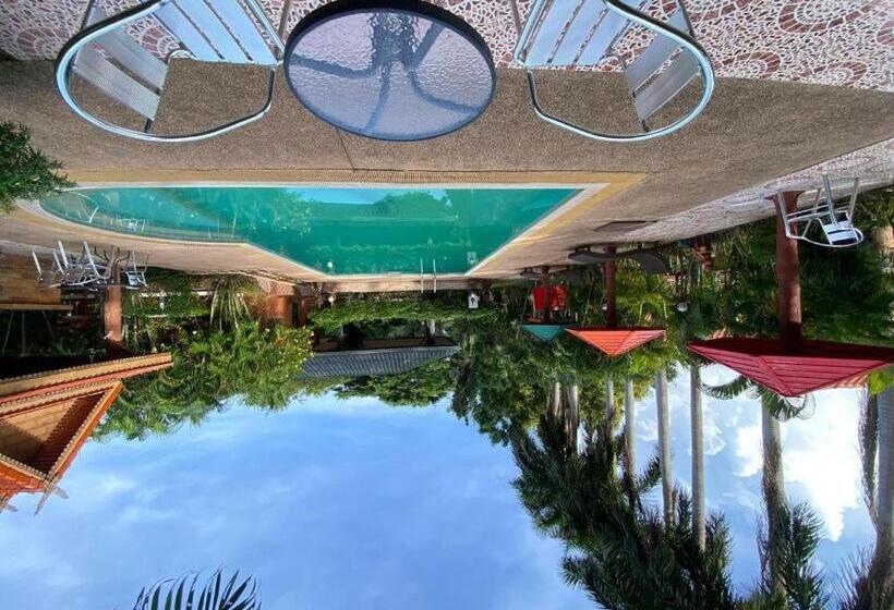 בית מלון כפרי Himawari Restaurant & Cottage