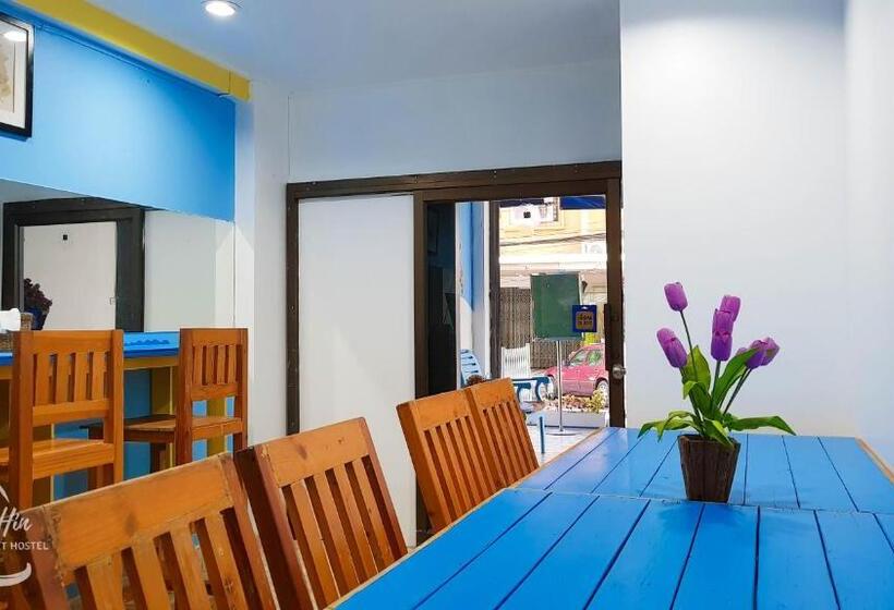 בית מלון כפרי Hua Hin Night Market Hostel