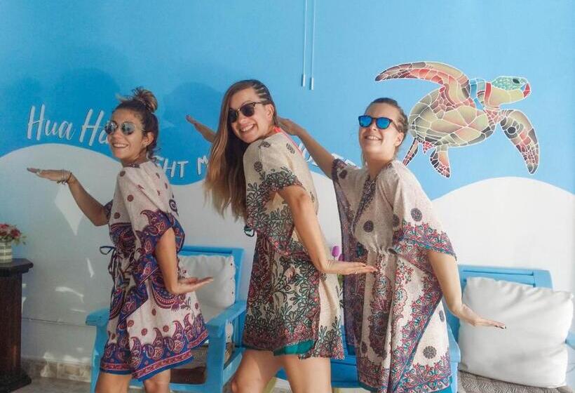 בית מלון כפרי Hua Hin Night Market Hostel