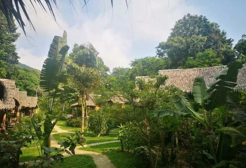 ホテル Jungle Garden