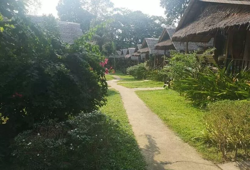 ホテル Jungle Garden