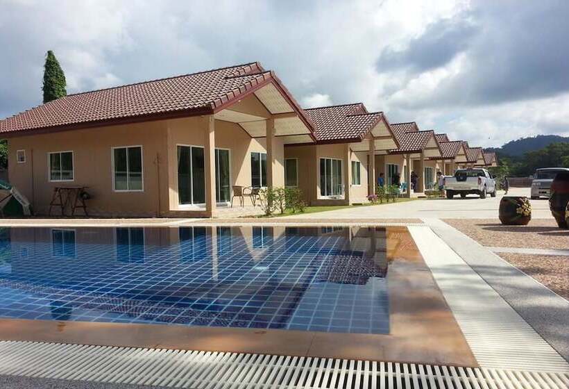 호텔 Krabi Good Luck Resort