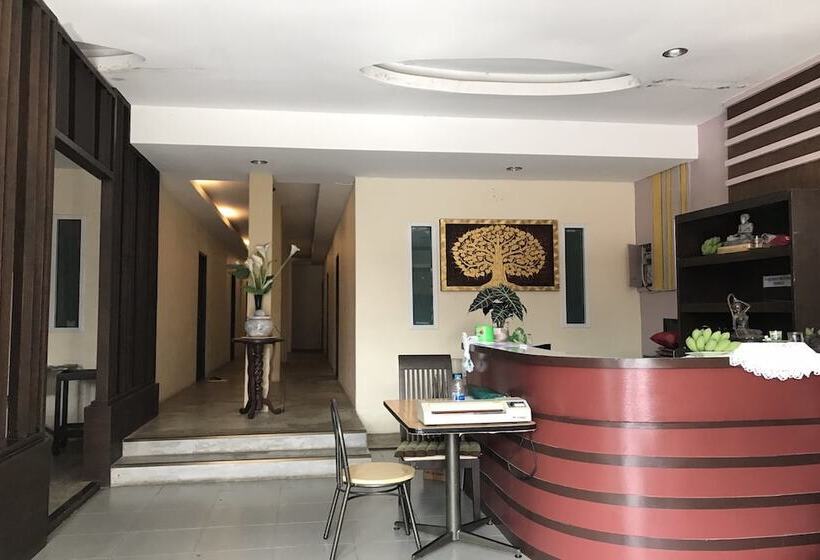 Hotel Montra Guesthouse