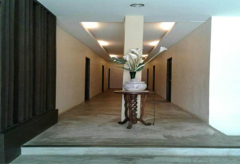 Hotel Montra Guesthouse