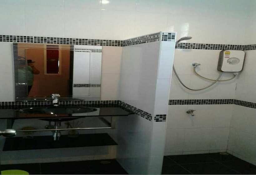 Hotel Montra Guesthouse