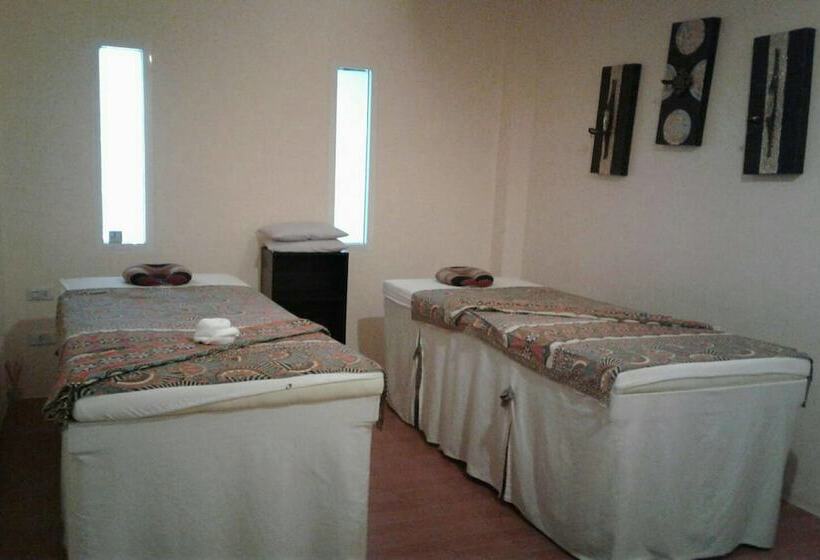 Hotel Montra Guesthouse