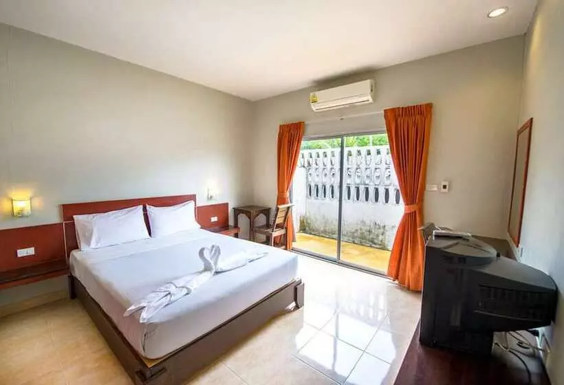 Hotelli Paradise Resort