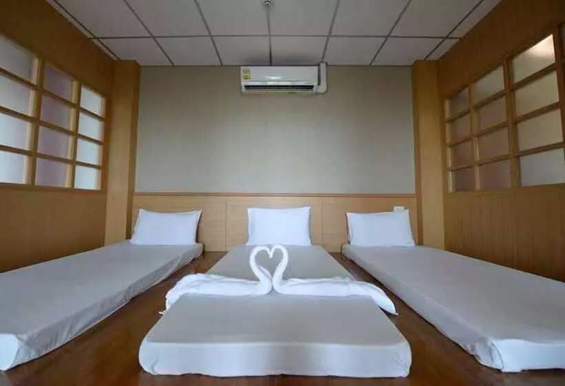 Hotelli Paradise Resort