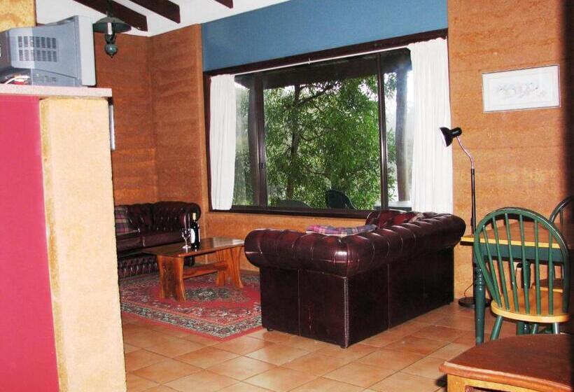 ホテル Pemberton Lake View Chalets