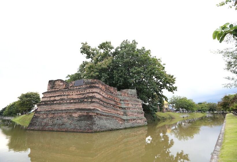 Отель Sripoom Boutique House