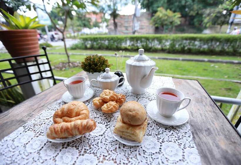 Отель Sripoom Boutique House