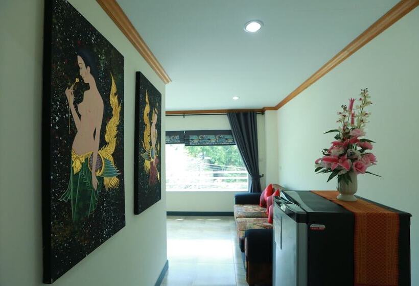 Отель Sripoom Boutique House