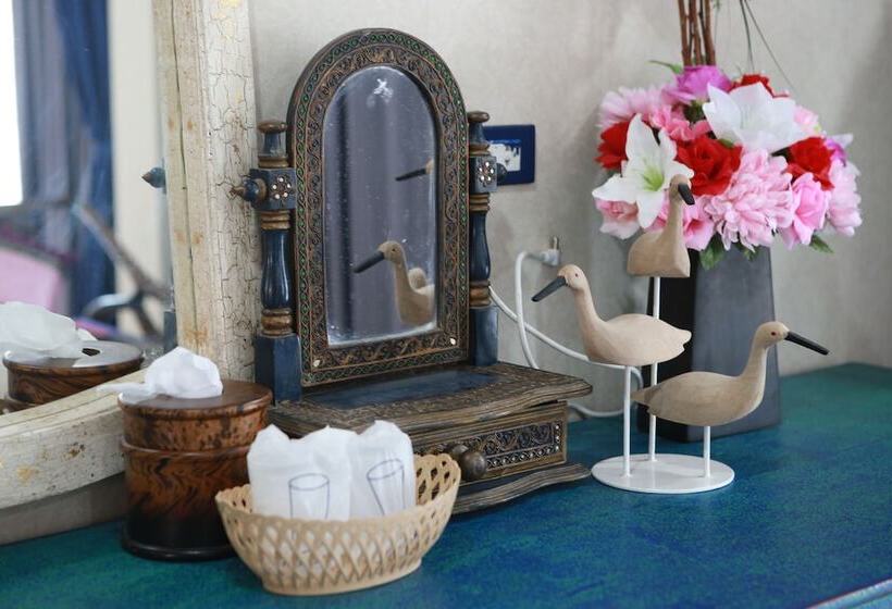 Отель Sripoom Boutique House