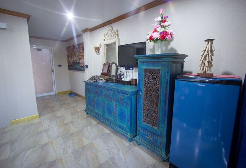 Отель Sripoom Boutique House