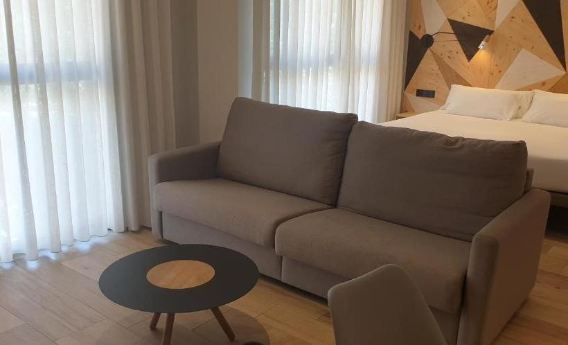 Apartahotel Dos Ríos Ainsa