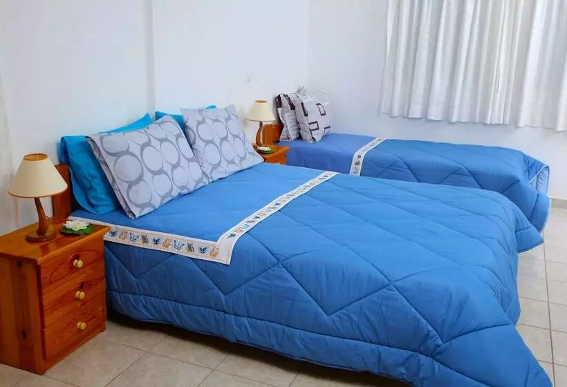 هتل Blue White Apartments