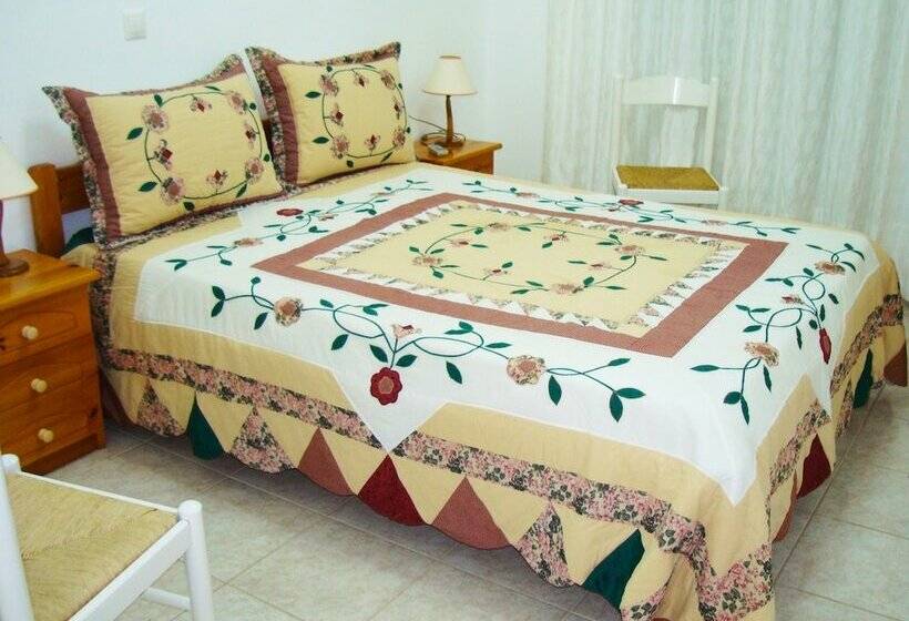 هتل Blue White Apartments