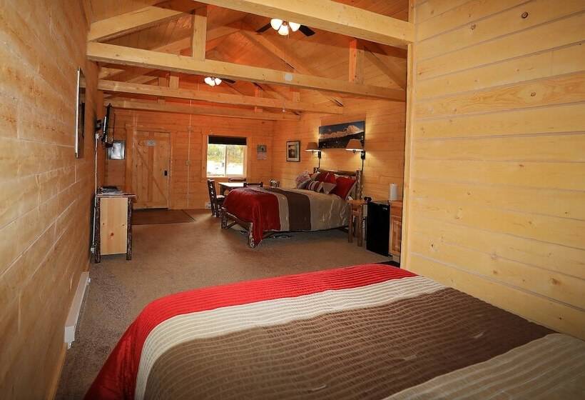 فندق Denali Tri Valley Cabins