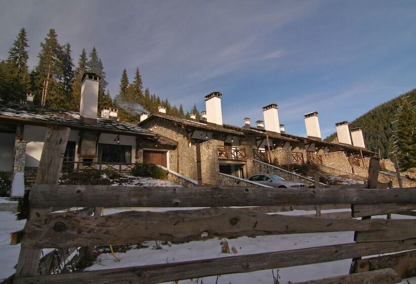 فندق Holiday Village Kochorite