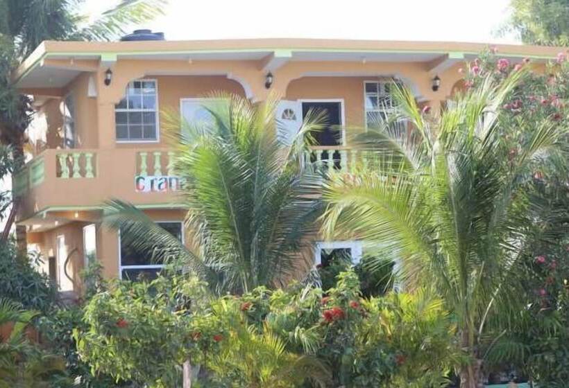 هتل La Cayenna Hôtel Et Restaurant