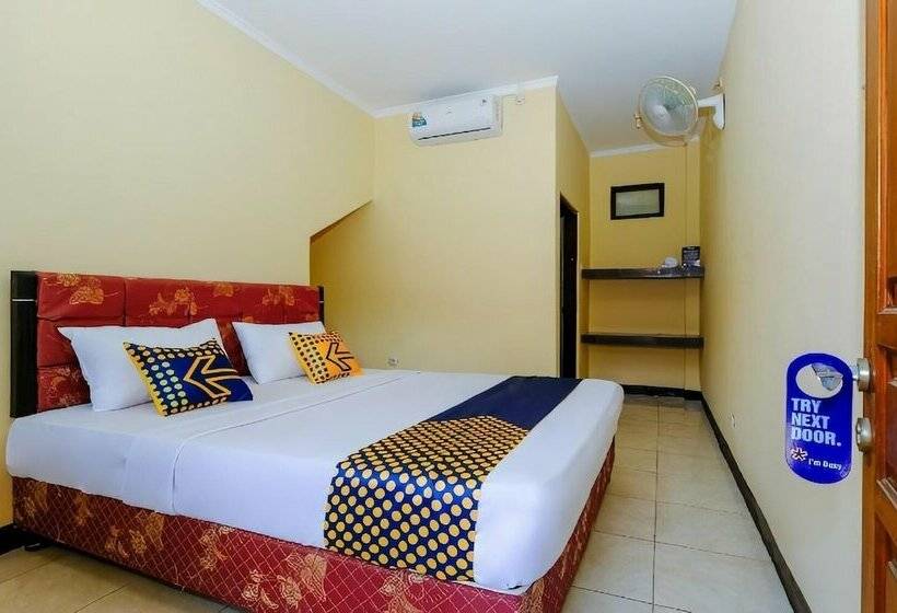 호텔 Mandiri Senggigi Homestay