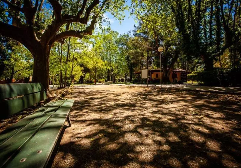 Hotelli Marina Hôtel Club