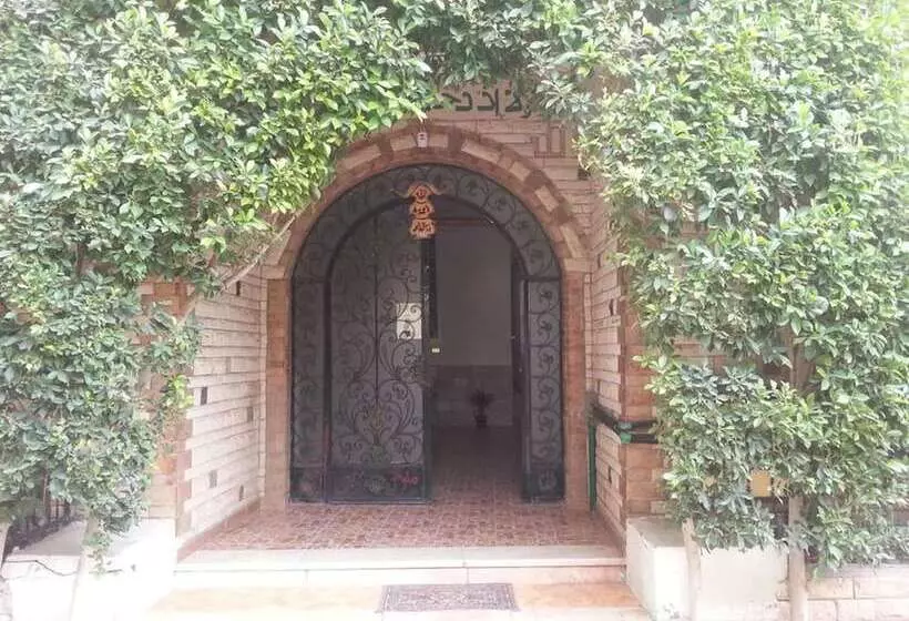 هتل Royal Apartments Luxor