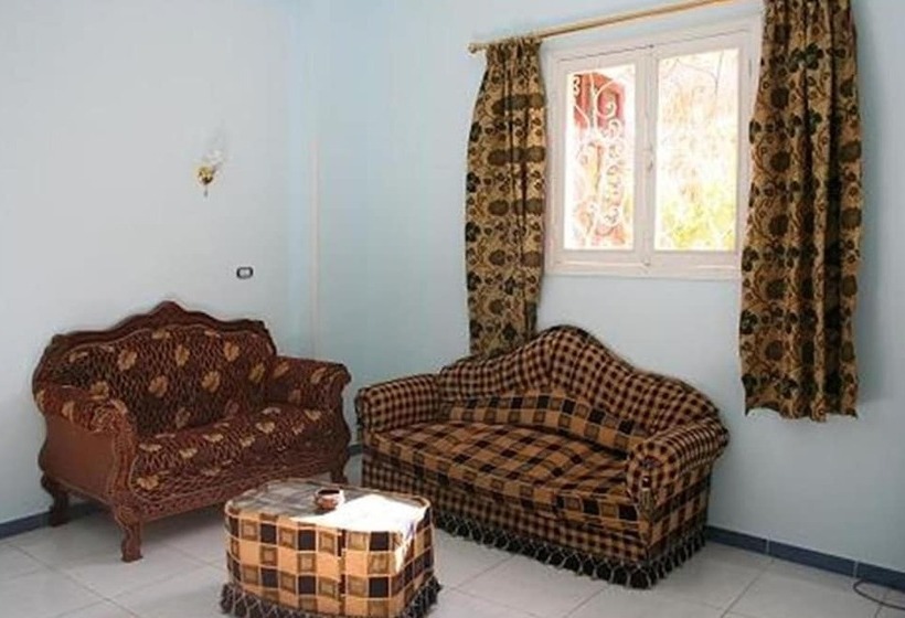 هتل Royal Apartments Luxor