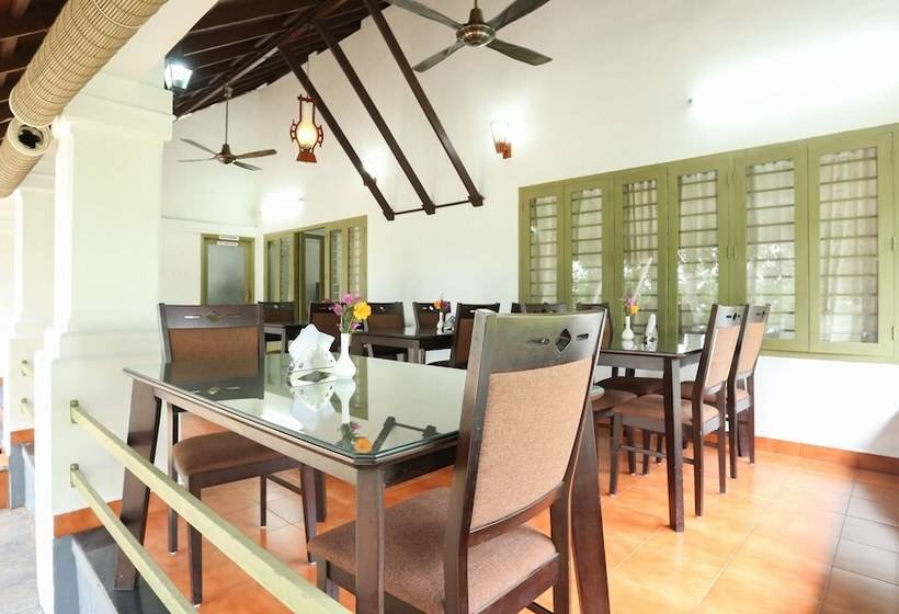 ホテル Treebo Hill Gardens