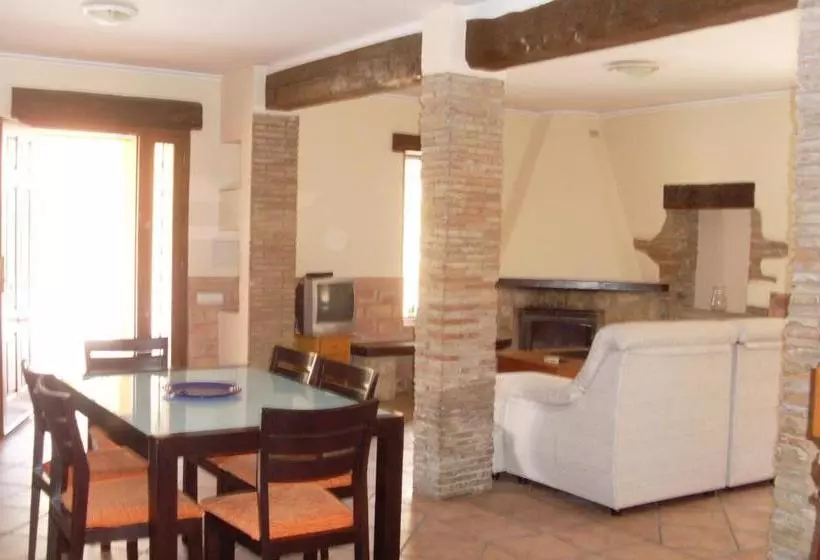 ホテル Villa Almendros