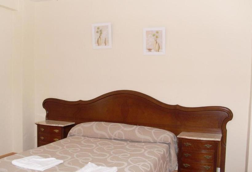 هتل Villa Almendros