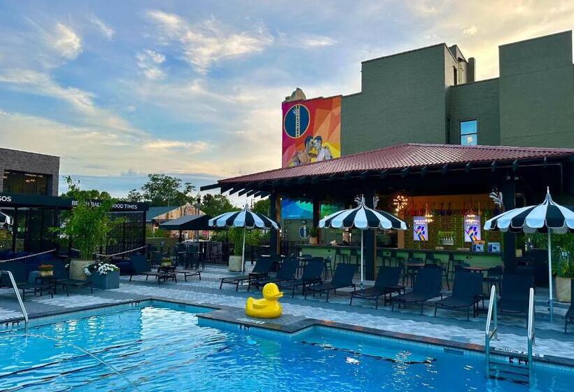 Mari Jean Hotel   All Adults Welcome