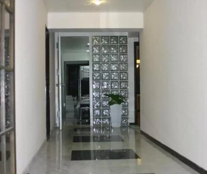 Hotelli Guest House M104 Kagoshima