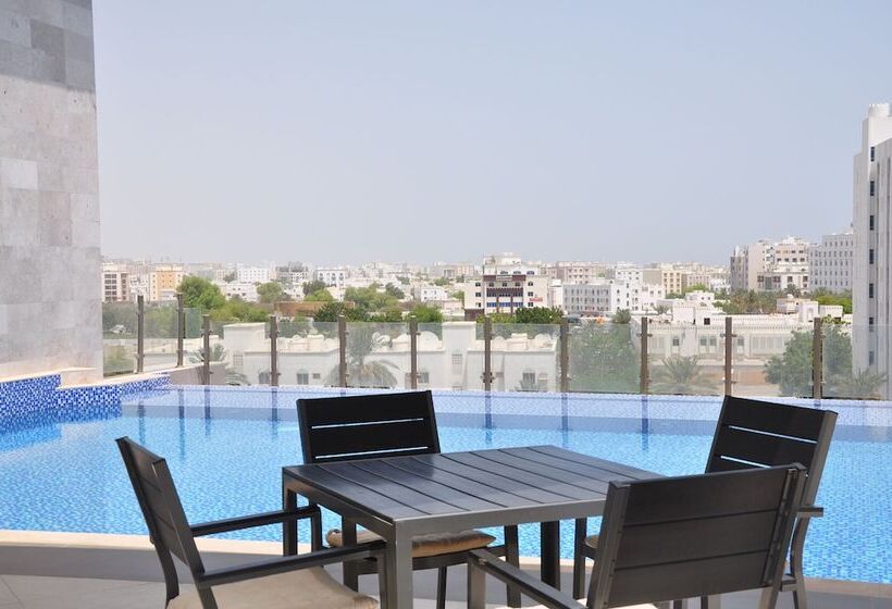 هتل Radisson Muscat Panorama