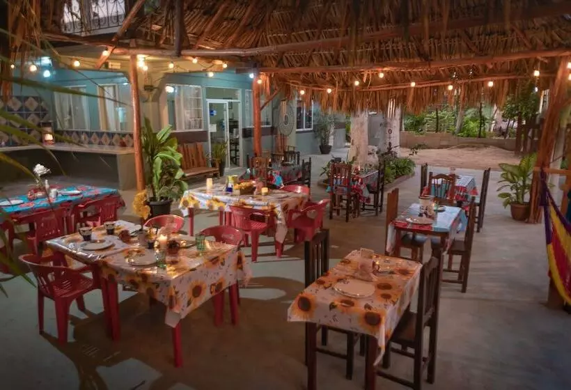 Hotelli Mayan Villas