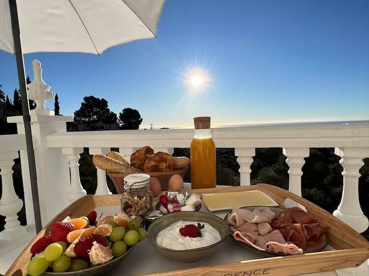 ホテル Mijas Residence