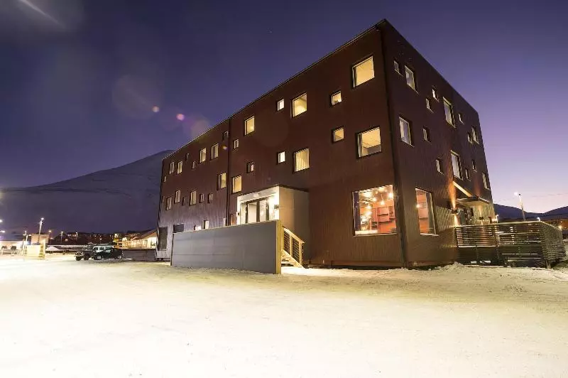 Svalbard Hotell   The Vault