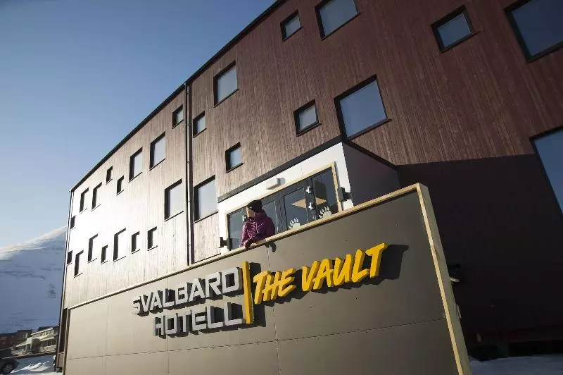 Svalbard Hotell   The Vault